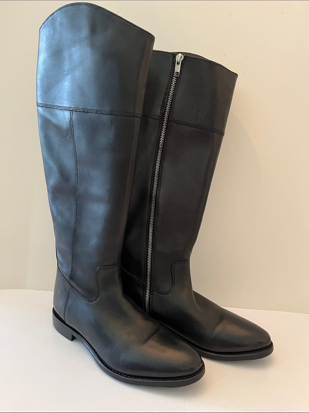 Johnston & Murphy Grace Knee High Leather Riding Boots, size 8, black, zip up